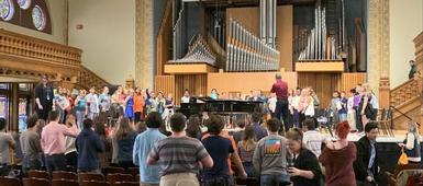 Grades 5-6 Chorus Visit to SU Campus